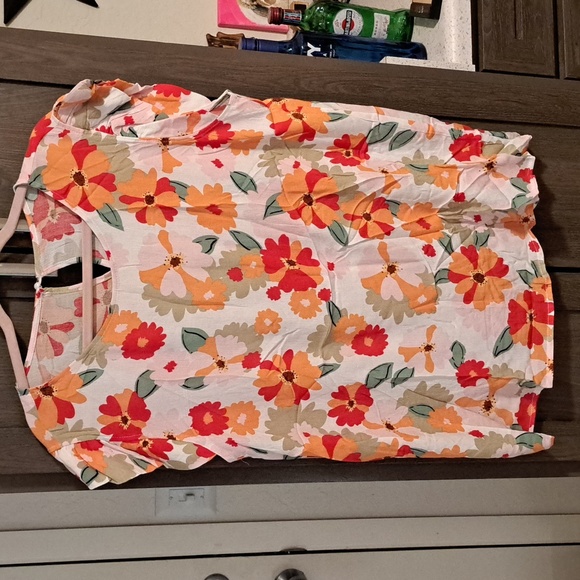 ♥️New floral Plus size top - Picture 7 of 9